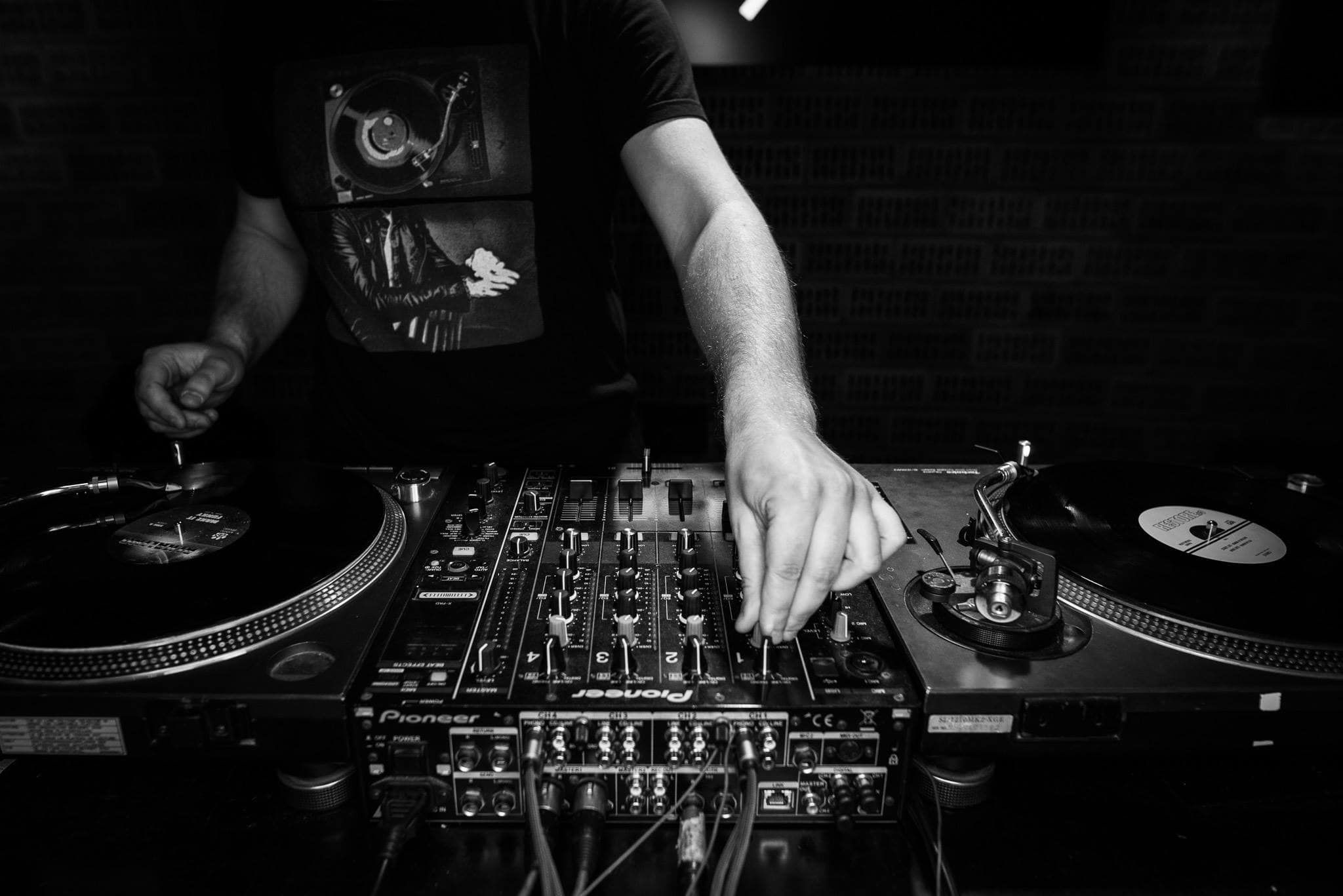 Dj Darius Dudonis aka Darren Vibe 3