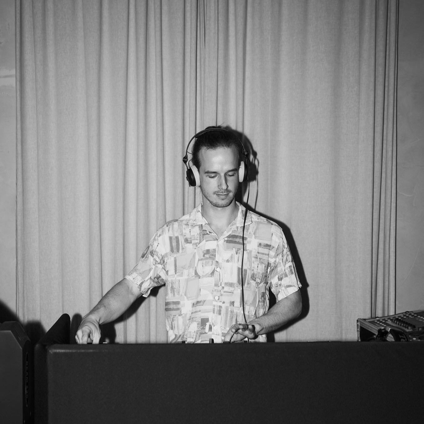 Paul Rollin' DJ 5