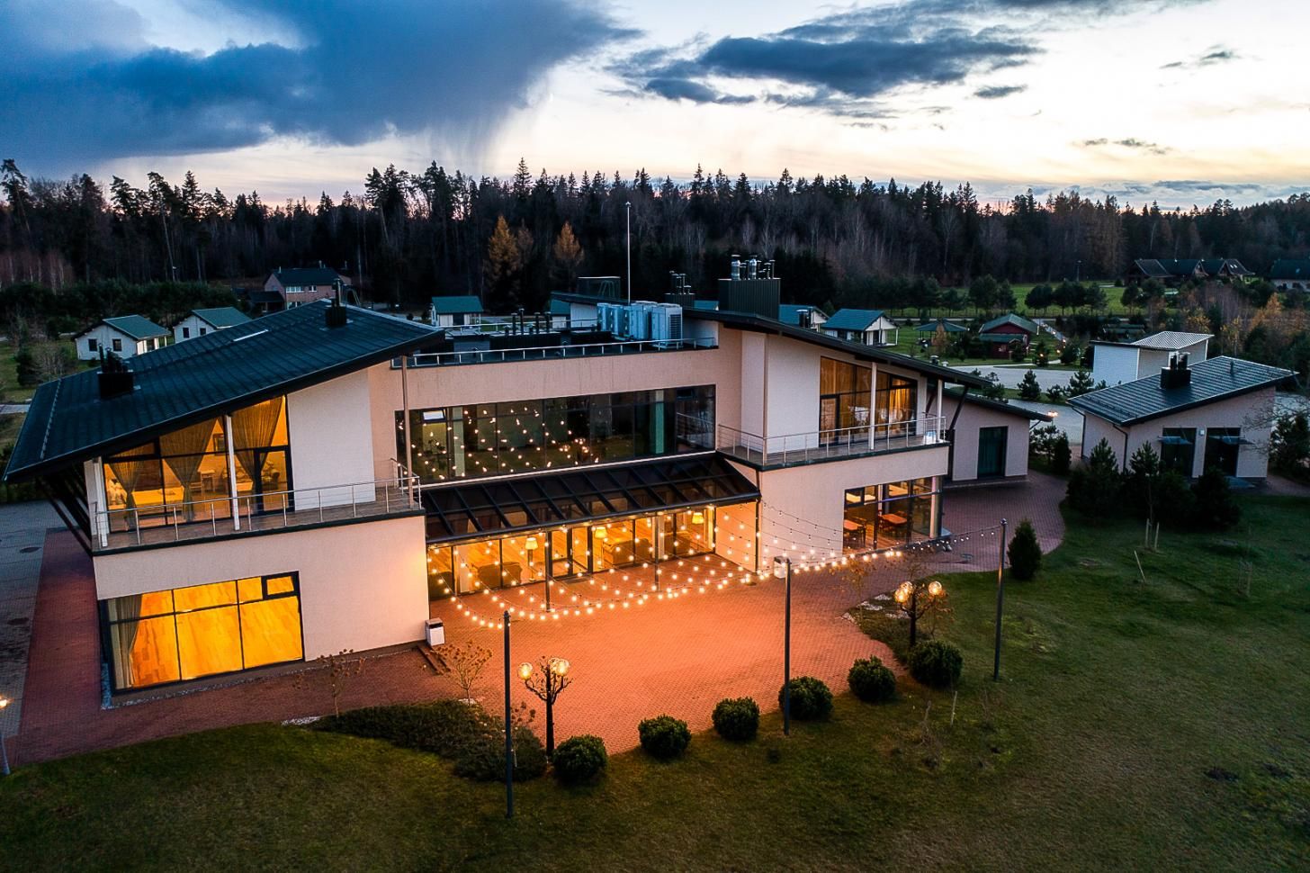 Harmony Park — Vestuvių sodybos ir salės
