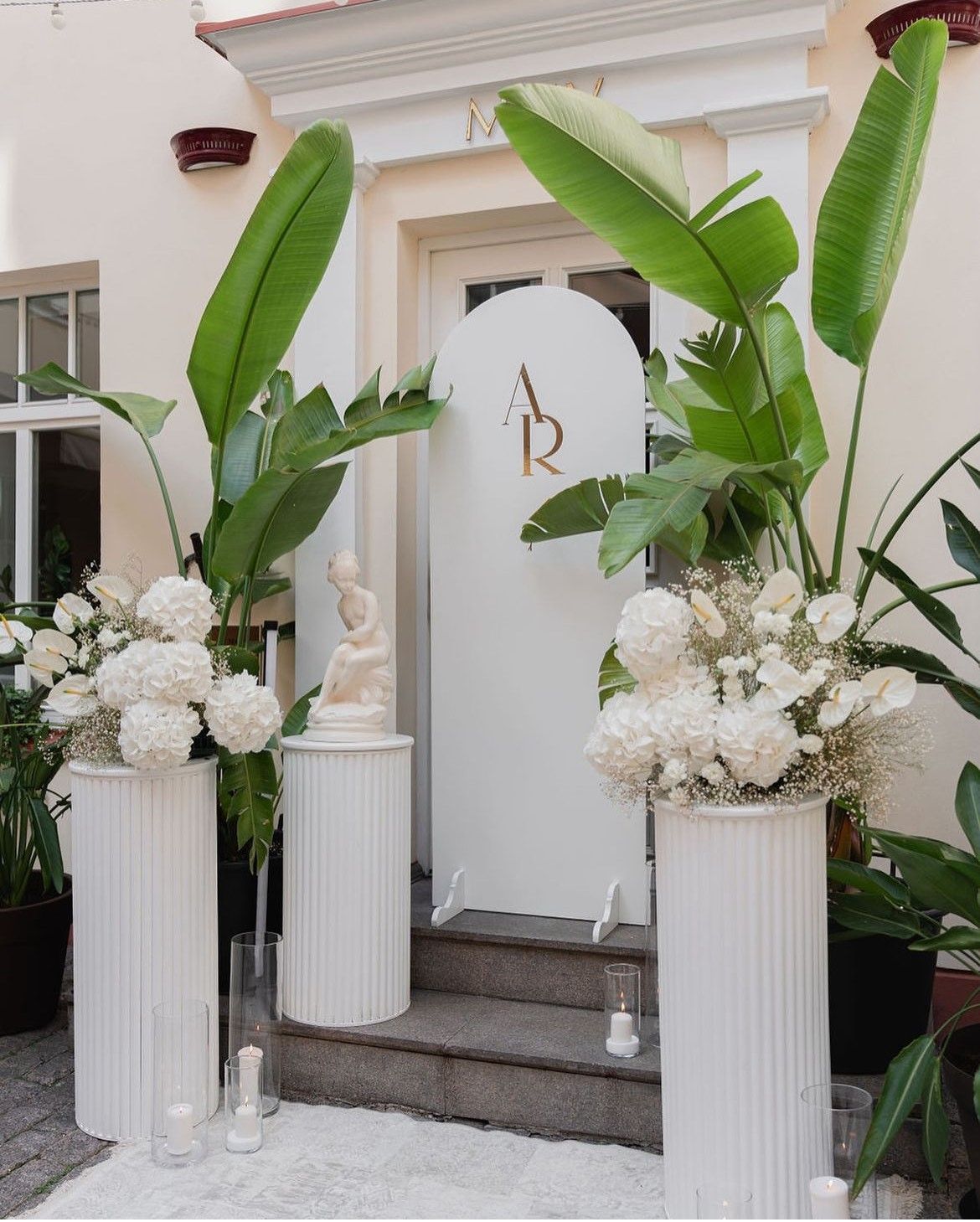 Imperial Hotel & Restaurant 4