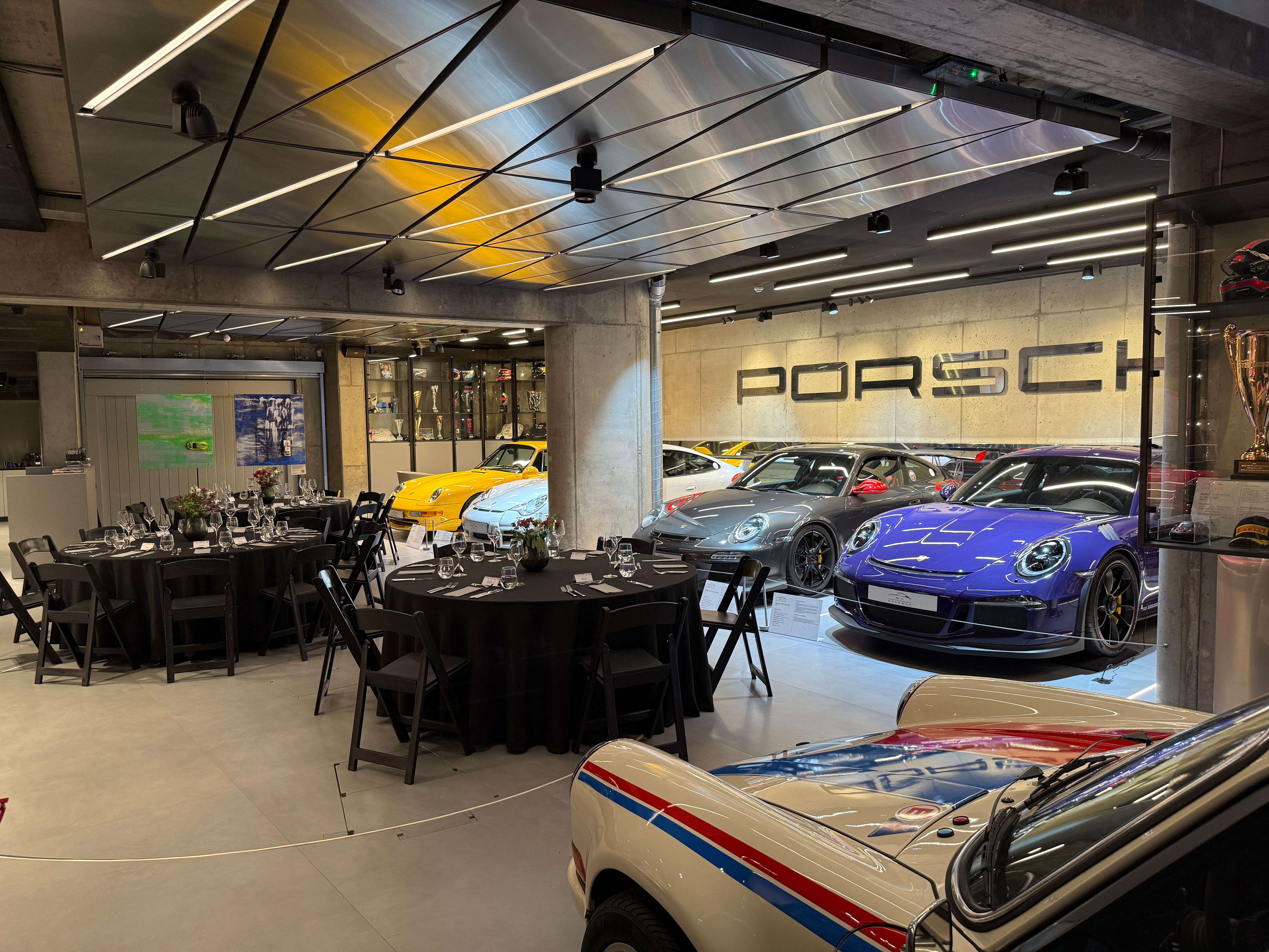 Porsche Garažas 9:11 — Vestuvių sodybos ir salės