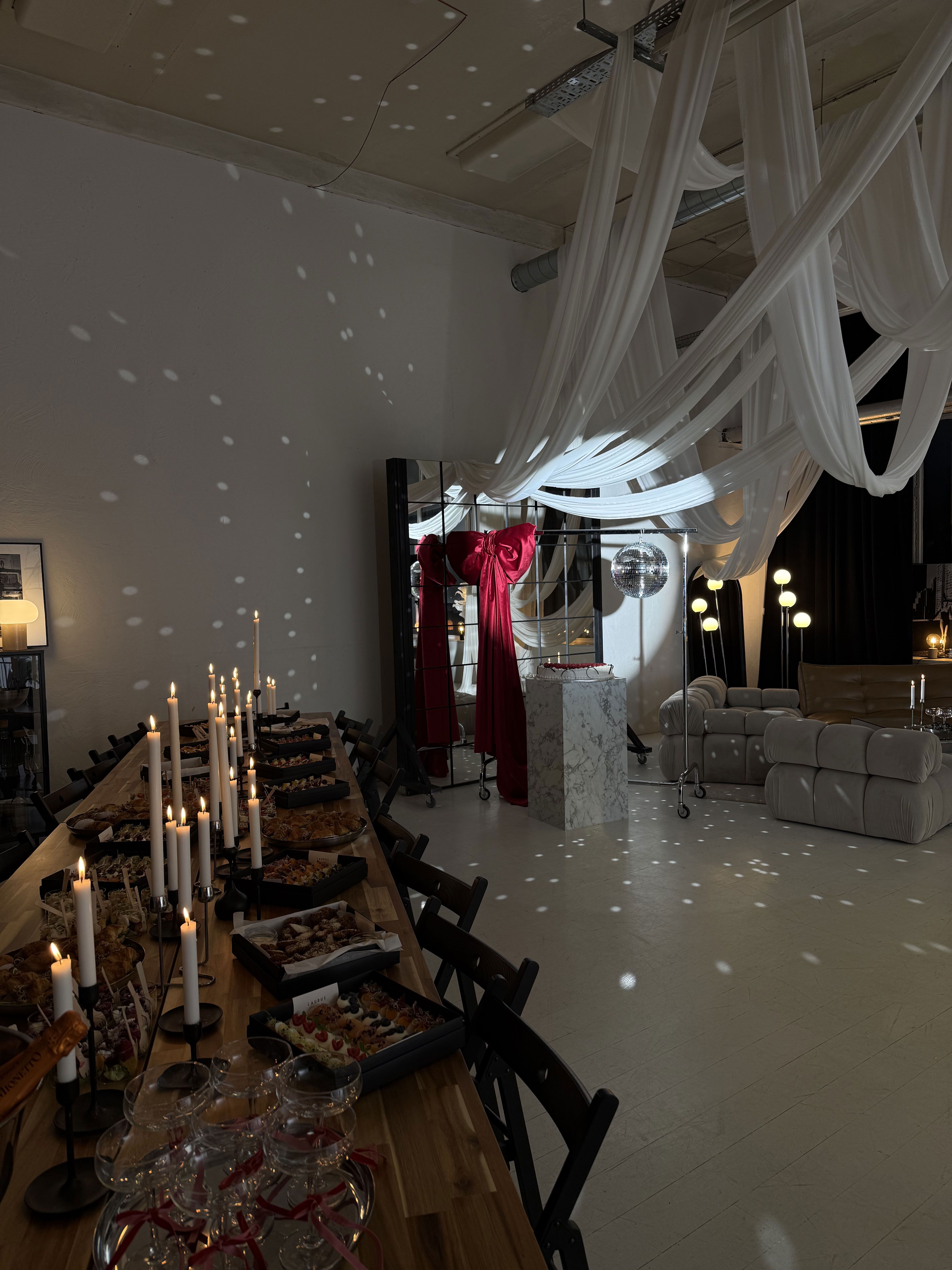 Studio InLight 3