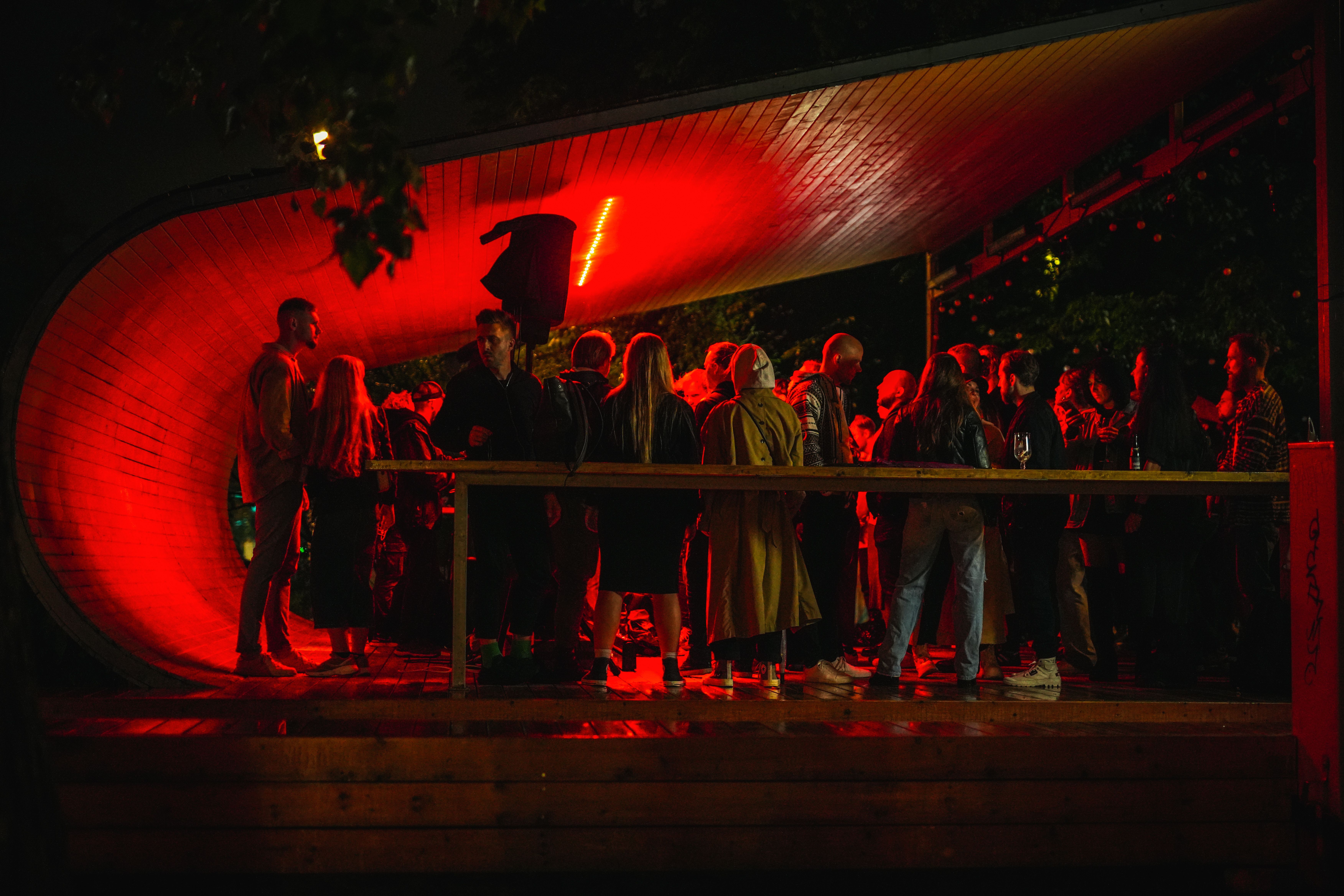 PAVILJONAS — Vestuvių sodybos ir salės